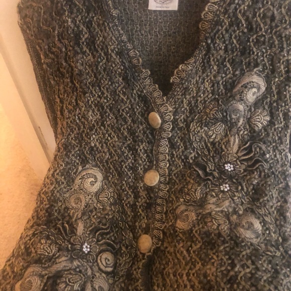 COPY - Exquisite silk embroidered top with rich detail. Hand made in Italy. Bes… - Picture 5 of 7